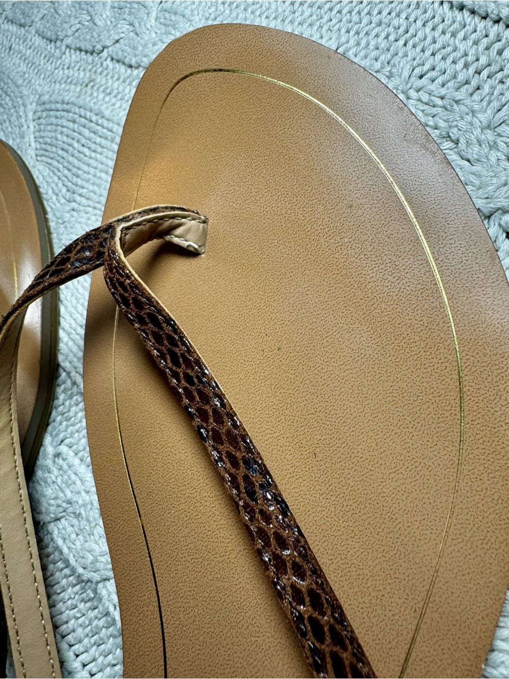Banana Republic Factory Brown Faux Snake Skin Trim Flip Flops - Picture 8 of 12